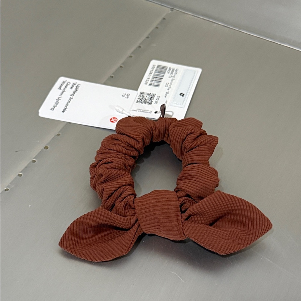 Lululemon Uplifting‎ Scrunchie Bow – Ancient Copper brown 🧡 NWT